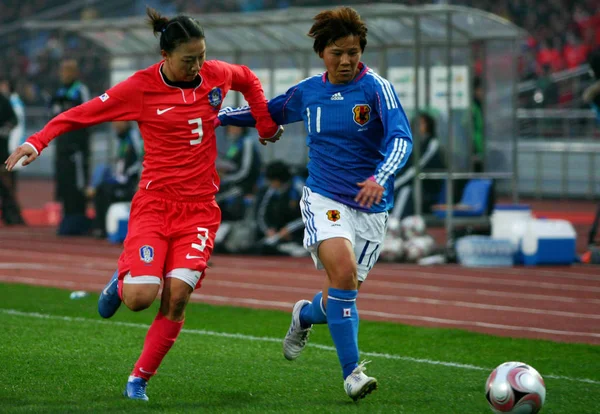 Thành tích đội bóng đá nữ quốc gia Việt Nam tại AFF Cup qua các năm